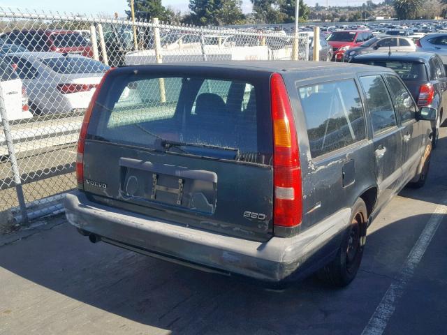 YV1LW5541V2313133 - 1997 VOLVO 850 GREEN photo 4