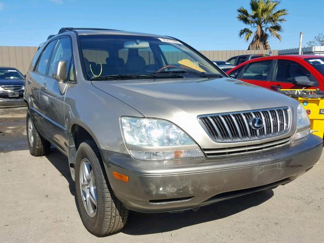 JTJHF10U620275446 - 2002 LEXUS RX 300 GOLD photo 1