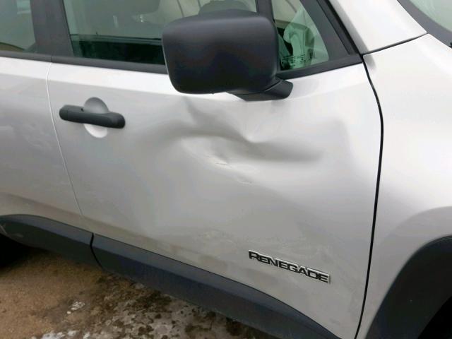 ZACCJBABXJPJ54794 - 2018 JEEP RENEGADE S ვერცხლისფერი ფოტო 9