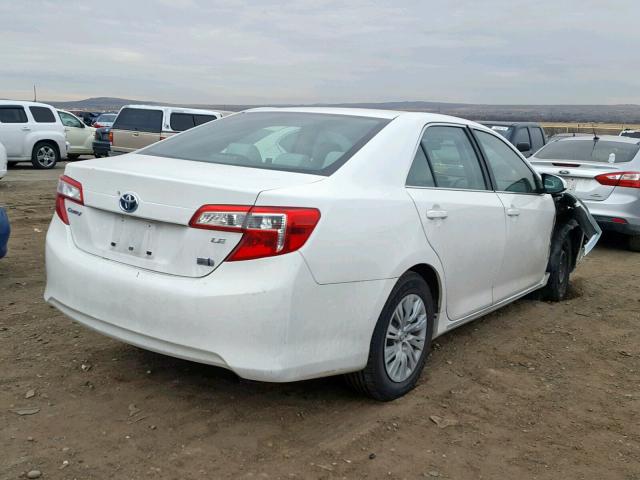 4T1BD1FK6CU059607 - 2012 TOYOTA CAMRY HYBR WHITE photo 4