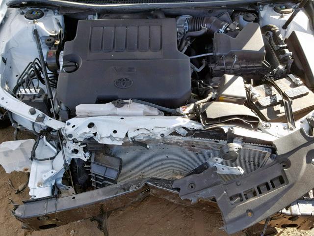 4T1BK1EB3JU274267 - 2018 TOYOTA AVALON XLE WHITE photo 7