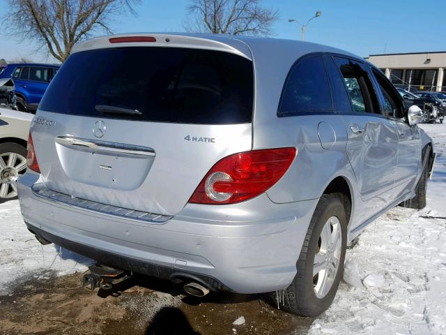 4JGCB22E68A071930 - 2008 MERCEDES-BENZ R 320 CDI SILVER photo 4