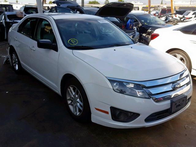 3FAHP0GA6CR130811 - 2012 FORD FUSION S WHITE photo 1