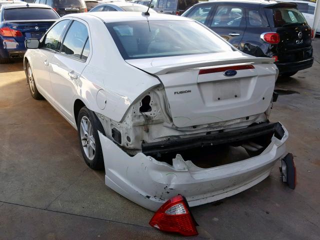 3FAHP0GA6CR130811 - 2012 FORD FUSION S WHITE photo 3