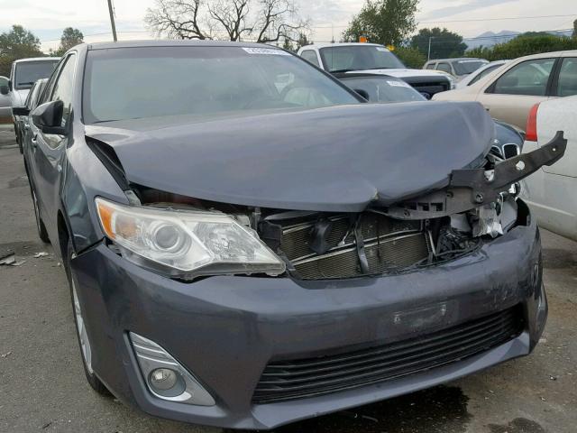 4T1BD1FK4EU100626 - 2014 TOYOTA CAMRY HYBR GRAY photo 1