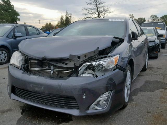 4T1BD1FK4EU100626 - 2014 TOYOTA CAMRY HYBR GRAY photo 2