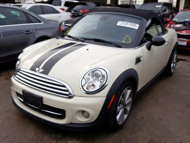 WMWSY1C51FT625977 - 2015 MINI COOPER ROA WHITE photo 2