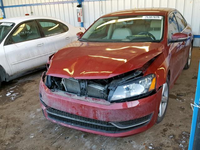 1VWBV7A35FC046813 - 2015 VOLKSWAGEN PASSAT SE MAROON photo 2