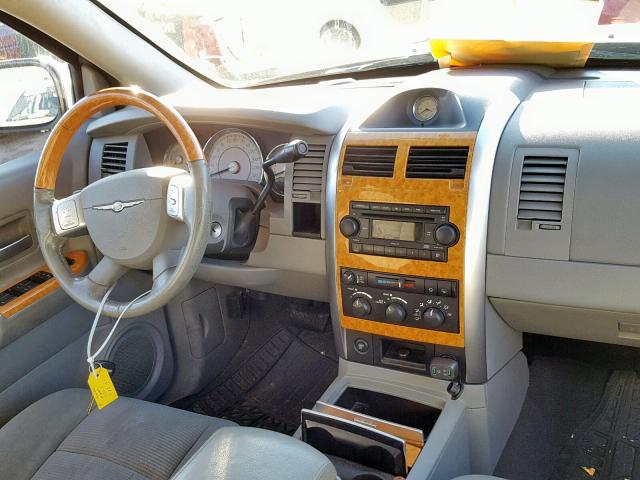 1A8HX58P07F535150 - 2007 CHRYSLER ASPEN LIMI SILVER photo 9