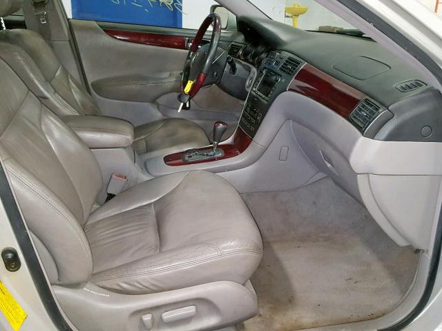 JTHBF30G320075640 - 2002 LEXUS ES 300 TAN photo 5