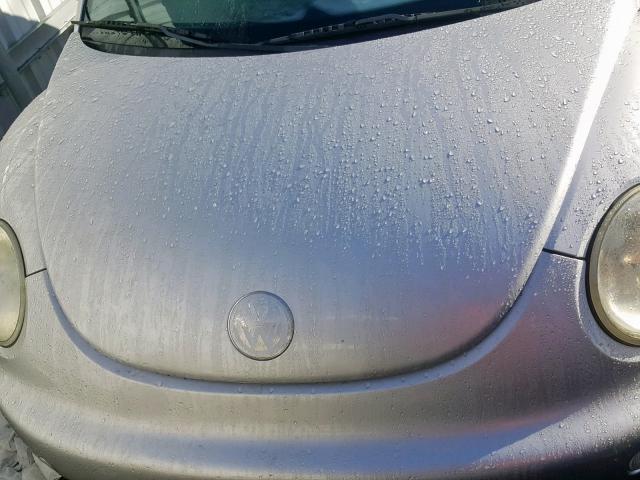 3VWCC21C3YM474006 - 2000 VOLKSWAGEN NEW BEETLE Silber Foto 7
