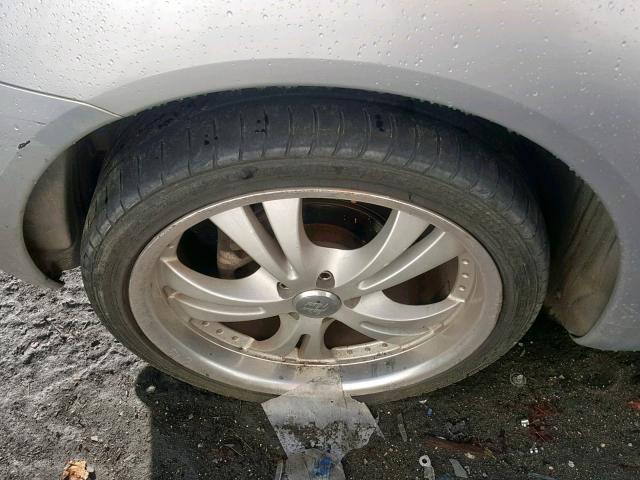 3VWCC21C3YM474006 - 2000 VOLKSWAGEN NEW BEETLE Silber Foto 9