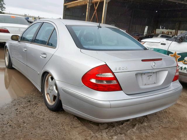 WDBUF70J93A203743 - 2003 MERCEDES-BENZ E 500 SILVER photo 3