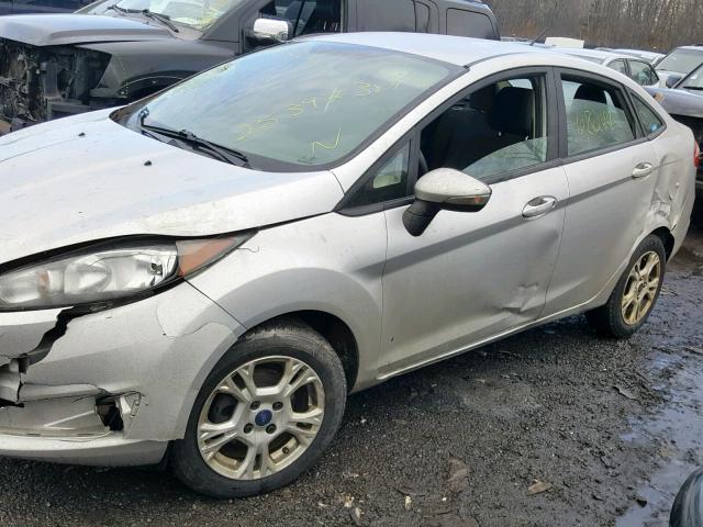 3FADP4BJ2FM198859 - 2015 FORD FIESTA SE SILVER photo 9