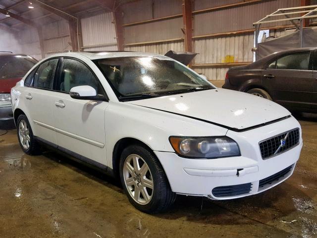 YV1MS382772280463 - 2007 VOLVO S40 2.4I WHITE photo 1