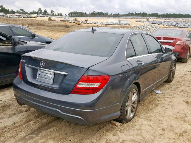 WDDGF4HBXEG213343 - 2014 MERCEDES-BENZ C 250 GRAY photo 4