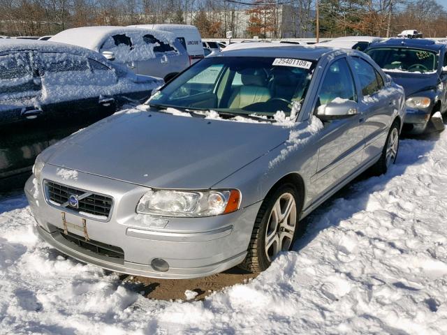 YV1RS547982681761 - 2008 VOLVO S60 T5 SILVER photo 2