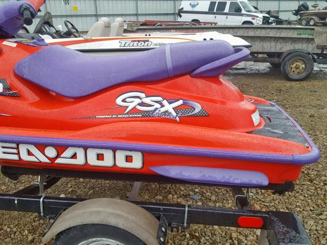 ZZNG2962A898 - 1998 BOMBARDIER SEA DOO RED photo 9