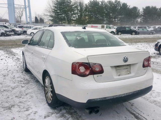 3VWRA7AJ5AM048013 - 2010 VOLKSWAGEN JETTA WOLF WHITE photo 3