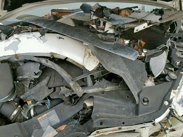 1G1ZC5E12BF305697 - 2011 CHEVROLET MALIBU 1LT თეთრი ფოტო 7