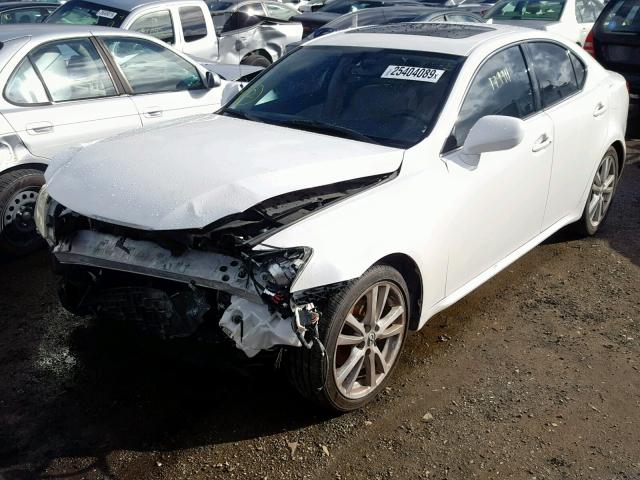 JTHBK262172025798 - 2007 LEXUS IS250 WHITE photo 2