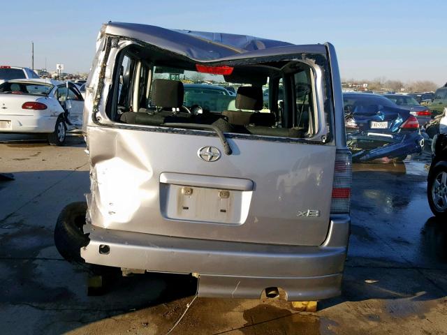 JTLKT324X64065669 - 2006 TOYOTA SCION XB ნაცრისფერი ფოტო 10
