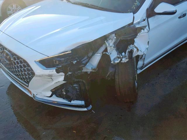 5NPE34AB3JH673258 - 2018 HYUNDAI SONATA SPO WHITE photo 9