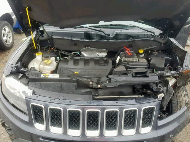 1C4NJCBB8ED890413 - 2014 JEEP COMPASS SP ნაცრისფერი ფოტო 7