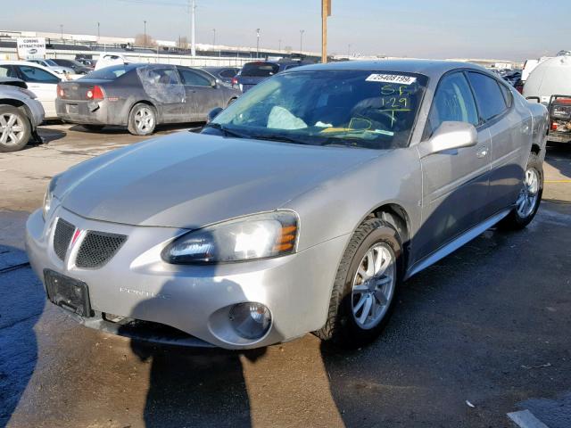 2G2WP552071201722 - 2007 PONTIAC GRAND PRIX SILVER photo 2