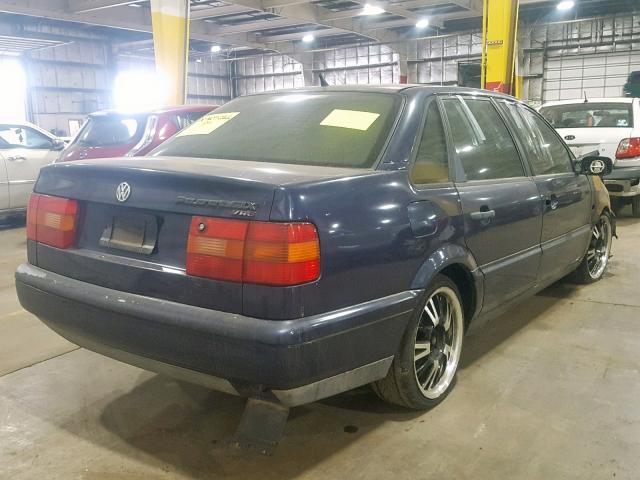 WVWEE83A5SE008871 - 1995 VOLKSWAGEN PASSAT GLX ლურჯი ფოტო 4