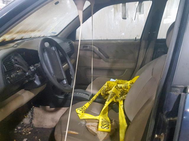 WVWEE83A5SE008871 - 1995 VOLKSWAGEN PASSAT GLX ლურჯი ფოტო 5