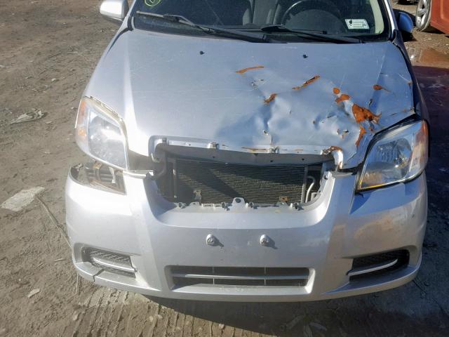 KL1TD5DE8BB185210 - 2011 CHEVROLET AVEO LS SILVER photo 9