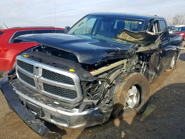 1C6RR7GG3JS319642 - 2018 RAM 1500 SLT BLACK photo 2