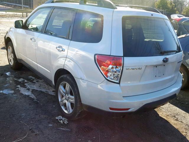 JF2SH63639H717464 - 2009 SUBARU FORESTER 2 WHITE photo 3