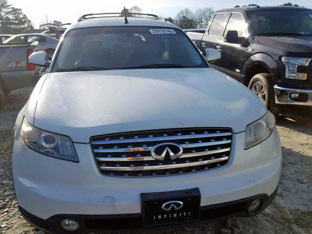 JNRBS08W13X400575 - 2003 INFINITI FX45 WHITE photo 9