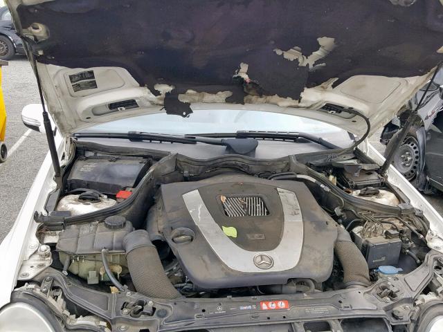 WDBRF52H86F799763 - 2006 MERCEDES-BENZ C GENERATI WHITE photo 7