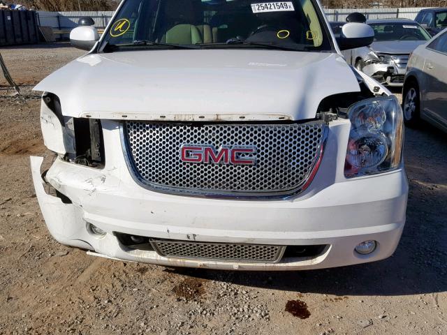 1GKS1EEF8DR313738 - 2013 GMC YUKON DENA WHITE photo 9