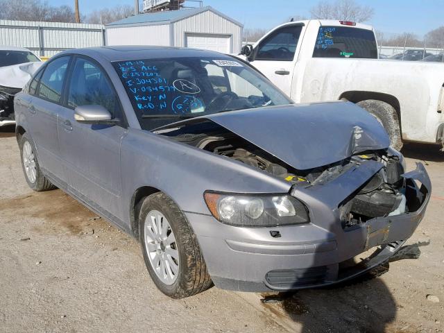 YV1MS382752054579 - 2005 VOLVO S40 2.4I GRAY photo 1