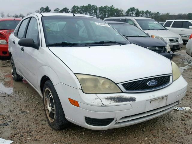 1FAFP34N16W252624 - 2006 FORD FOCUS ZX4 WHITE photo 1