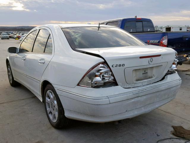 WDBRF54H16F823222 - 2006 MERCEDES-BENZ C GENERATI WHITE photo 3