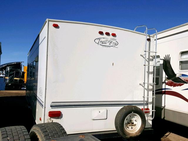 4WY200L2121053945 - 2002 TRAIL KING TRAIL BAY WHITE photo 3