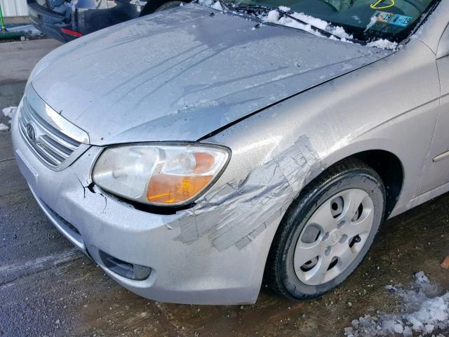 KNAFE121975452076 - 2007 KIA SPECTRA EX SILVER photo 9