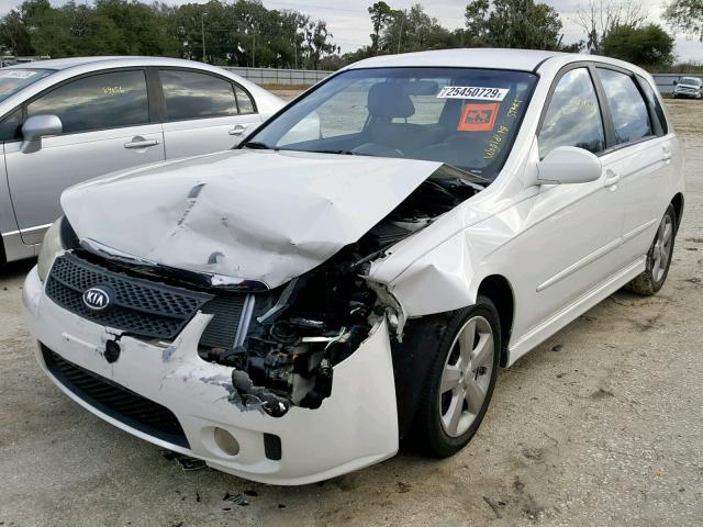 KNAFE161475008050 - 2007 KIA SPECTRA5 S WHITE photo 2