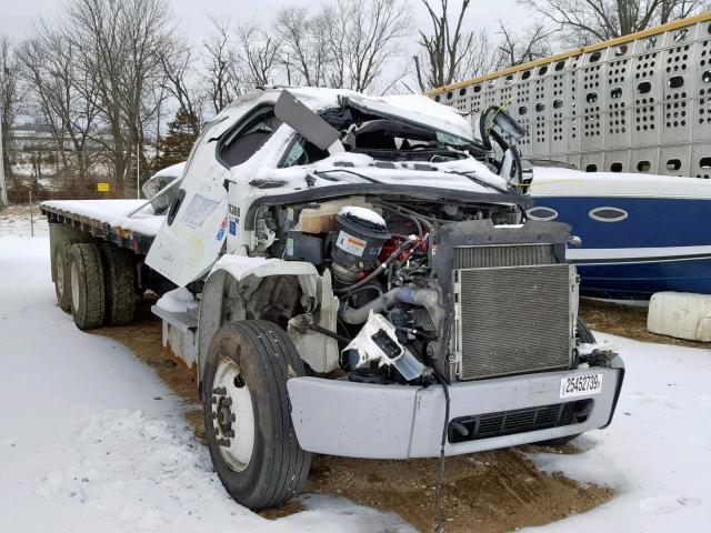 3ALHCYCY1EDFP7958 - 2014 FREIGHTLINER M2 106 MED WHITE photo 1