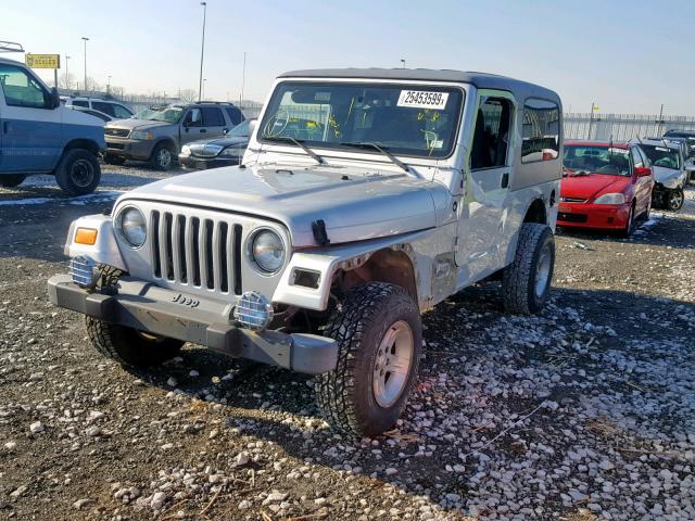 1J4FA44S05P314136 - 2005 JEEP WRANGLER / SILVER photo 2