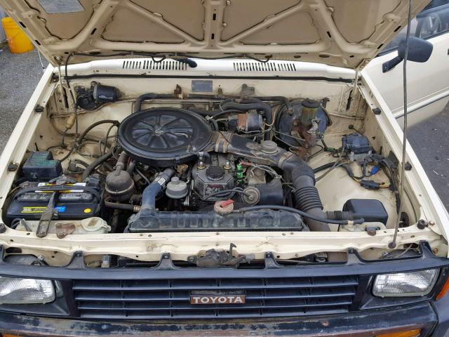 JT4RN55R9F0098600 - 1985 TOYOTA PICKUP 1/2 CREAM photo 7