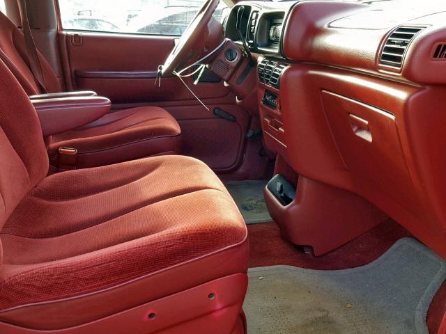 2P4GH2539RR686673 - 1994 PLYMOUTH VOYAGER BURGUNDY photo 5