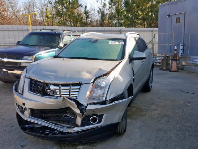 3GYFNCE39FS525067 - 2015 CADILLAC SRX PERFOR GOLD photo 2