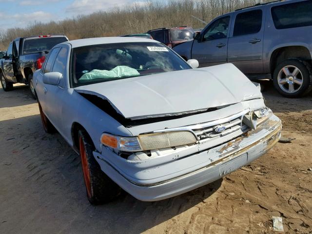 2FALP74W6TX122065 - 1996 FORD CROWN VICT SILVER photo 1