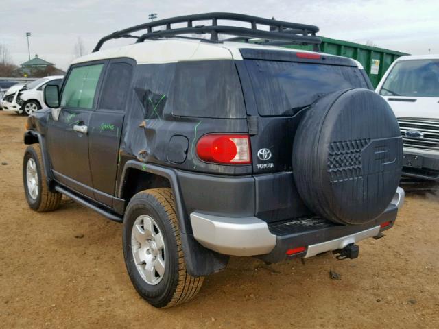 JTEBU11FX70060377 - 2007 TOYOTA FJ CRUISER BLACK photo 3